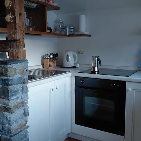 Charming Mountain Penthouse Apartment Aprica
